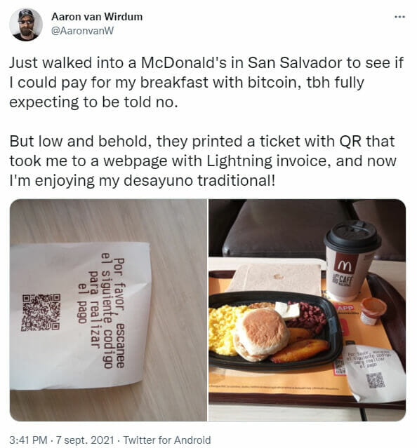 Publication Twitter d'Aaron van Wirdum  annonçant le paiement de son petit-déjeuner au McDonald's du Salvador en bitcoin (BTC)