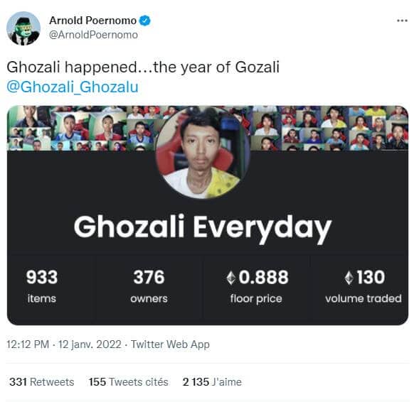 Tweet d'Arnold Poernomo qui présente la collection NFT Ghozali Everyday. Des selfies sous forme de NFTs qui ont rendu leur créateur millionnaire