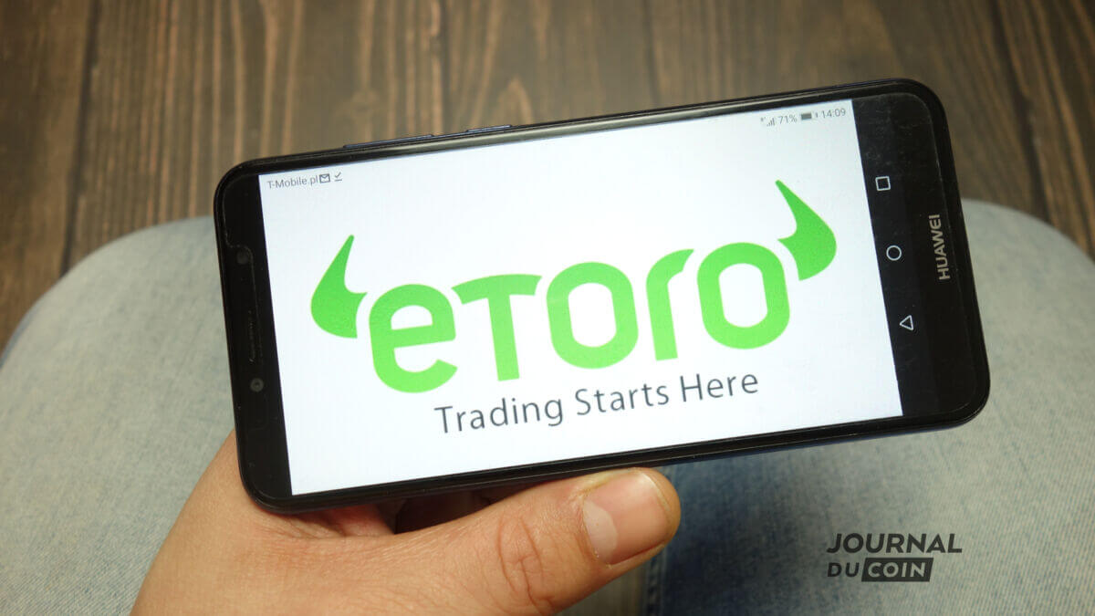 eToro propose un espace social pour échanger et copier les trades des meilleurs traders