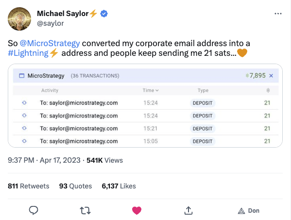Tweet de Michael Saylor expliquant avoir reçu des Satoshi sur son adresse mail d'entreprise grâce au Lightning Network