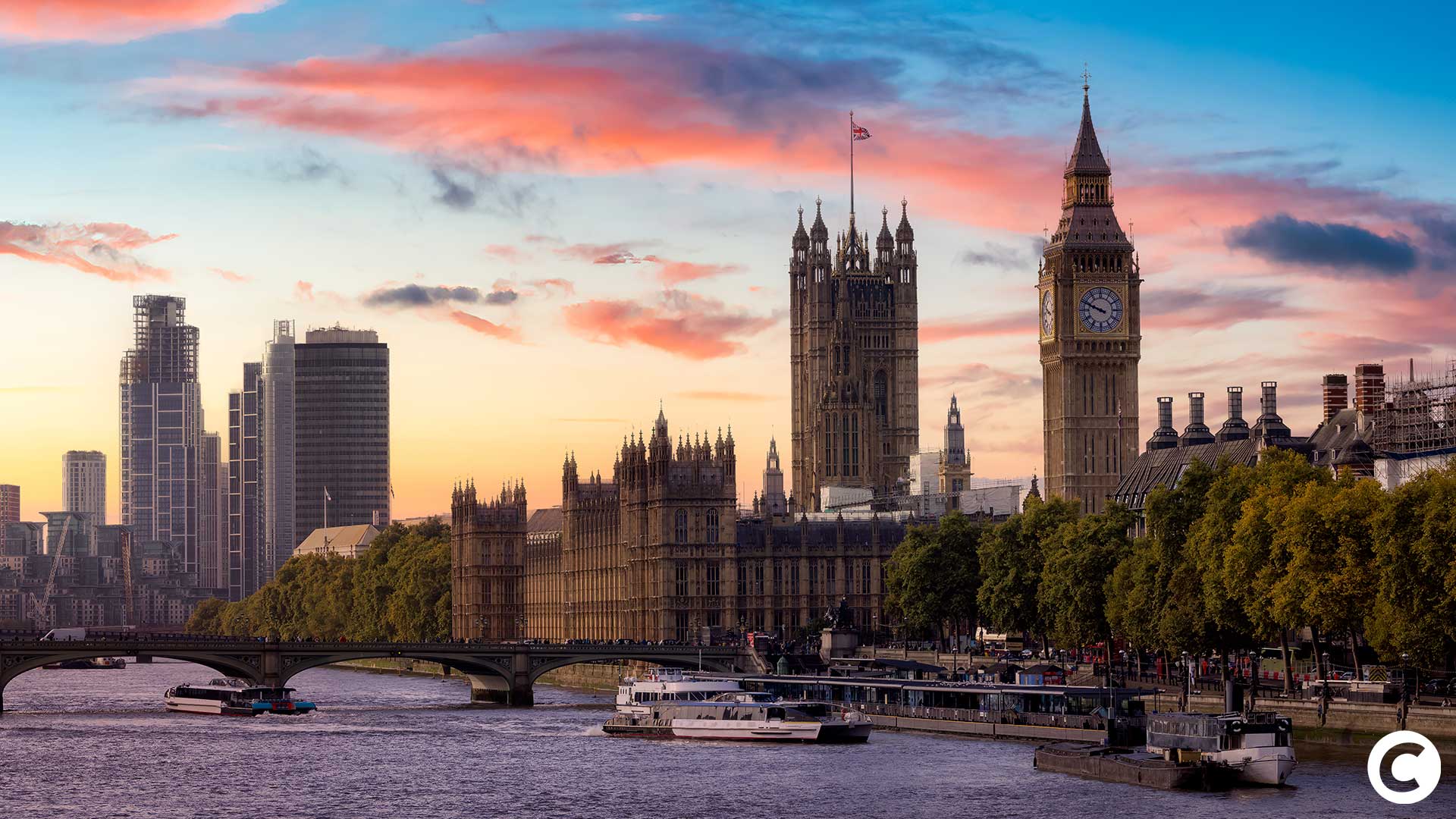 Alors que le Royaume-Uni a récemment mis en place une réforme importante pour stimuler l’innovation et la compétitivité dans le secteur financier, les régulateurs de l’Union européenne sont désormais sous pression pour suivre cet exemple. Des dirigeants de grandes institutions financières, dont Zurich et BNP Paribas, appellent l’UE à adopter une approche similaire pour ne pas se laisser distancer. Cette demande intervient alors que l’Europe cherche à renforcer son marché unique des capitaux, un projet qui pourrait être crucial pour maintenir sa compétitivité face aux États-Unis et à la Chine.