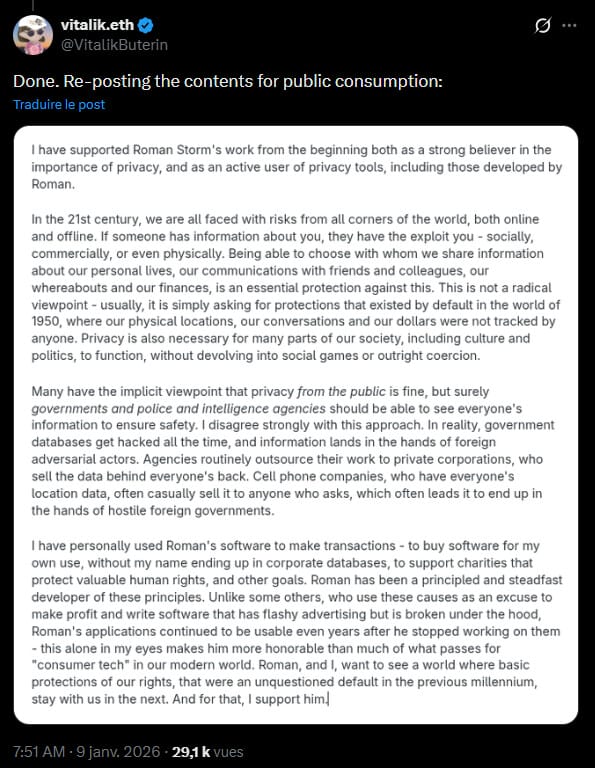 Le cofondateur du réseau Ethereum, Vitalik Buterin, est connu pour ses prises de position engagées lorsqu’il s’agit de défendre une certaine liberté d’expression numérique, visiblement en danger dans le secteur des cryptomonnaies. C’est la raison pour laquelle il vient de soutenir le développeur de Tornado Cash, Roman Storm, dans le cadre de son procès en cours. Une procédure dont l’objectif serait de « criminaliser le code » selon lui…