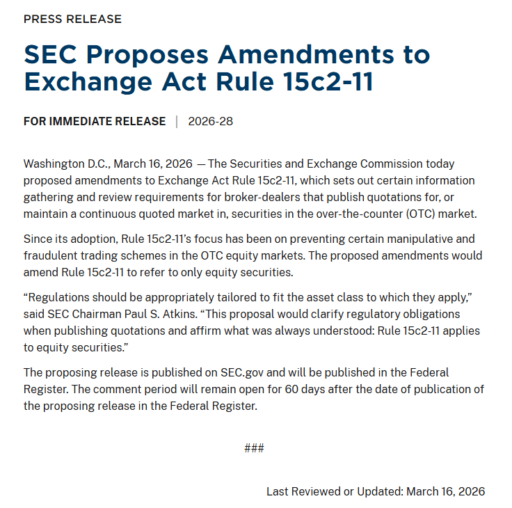 La Securities and Exchange Commission (SEC) des États-Unis vient d'initier une démarche visant à lever plusieurs années d'incertitude réglementaire concernant le courtage sur les marchés de gré à gré (OTC). Lundi 16 mars, l’agence a proposé un amendement à la règle 15c2-11 du Securities Exchange Act. Ce texte, dont l'origine remonte à 1971, impose aux courtiers de vérifier la disponibilité d'informations publiques actualisées sur un émetteur avant de pouvoir publier des cotations. La nouvelle proposition vise à limiter explicitement le champ d'application de cette règle aux seuls titres de capital (equity securities), revenant ainsi sur une interprétation controversée datant de 2021 qui incluait les titres à revenu fixe et simplifiant au passage la règlementation sur la crypto. 