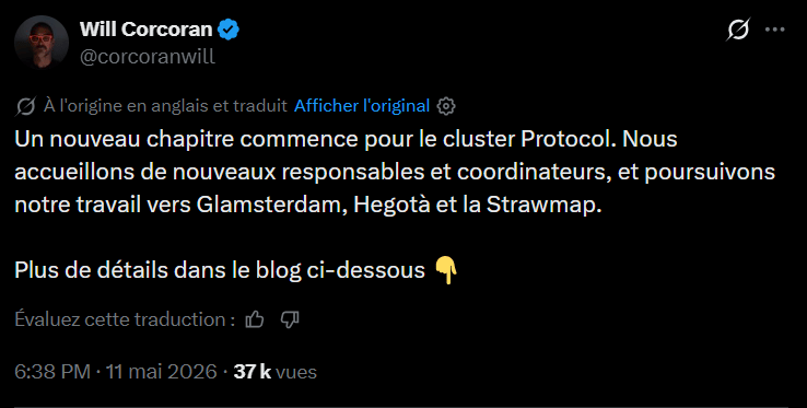 La Fondation Ethereum a récemment communiqué sur les progrès techniques entourant Glamsterdam, la prochaine mise à jour majeure du réseau. Lors d'un rassemblement de développeurs organisé à Svalbard, en Norvège, les équipes ont validé plusieurs étapes structurelles. Initialement prévue pour le mois de juin, la mise en œuvre de cette mise à jour est désormais projetée pour le troisième trimestre de l'année 2026. Cette transition s'accompagne d'un changement notable au sein de la direction de l'équipe Protocol de la Fondation. Will Corcoran, Kev Wedderburn et un développeur nommé Fredrik assument désormais la gestion du cluster, succédant à Barnabé Monnot, Tim Beiko et Alex Stokes. Ce renouvellement intervient alors que le réseau cherche à accroître ses capacités de traitement tout en stabilisant ses règles de consensus.